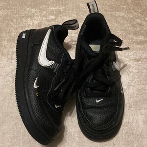 Nike Air Force 1 LV8 Low Utility Black/White Size 9C